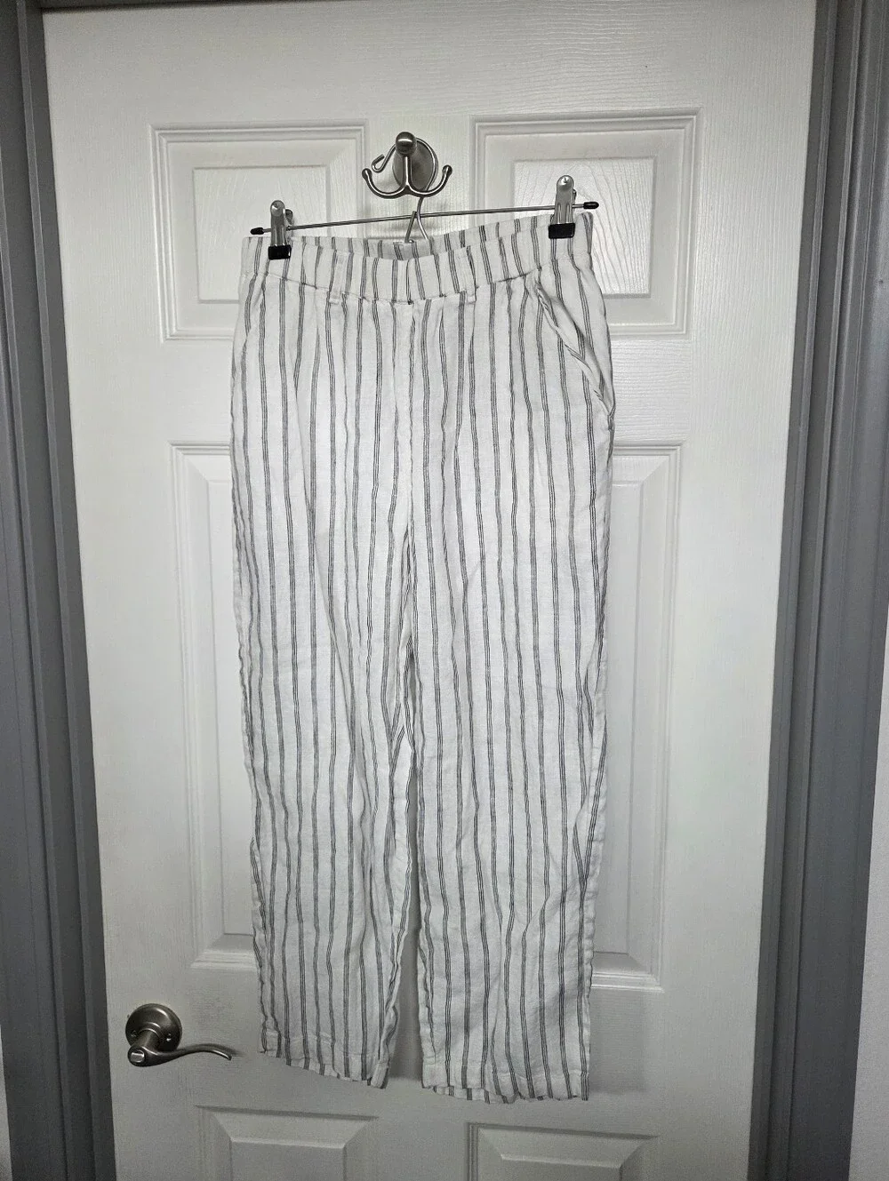 Quince Women's White Black Striped 100% Linen Trousers Size Small Summer